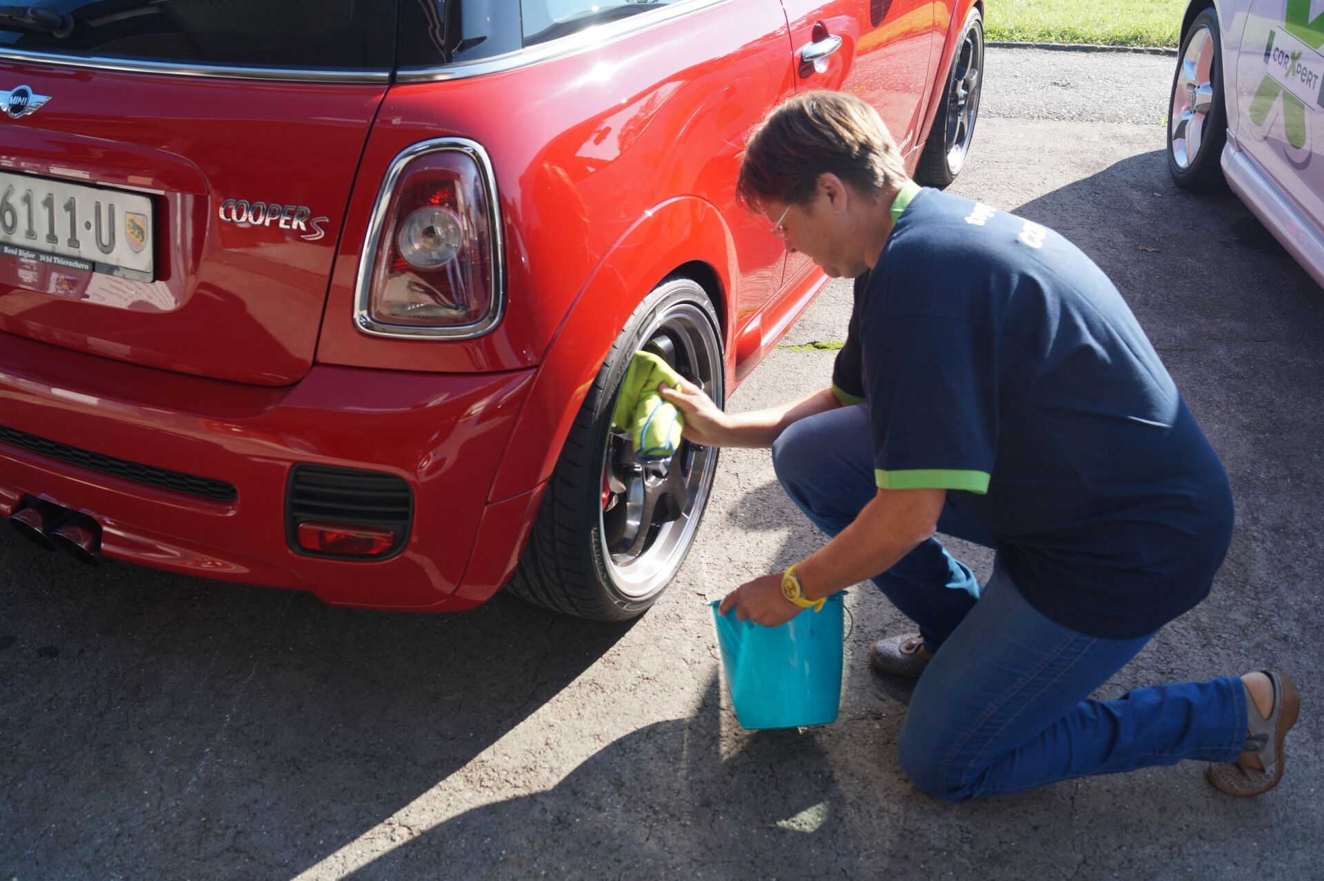 TOP GARAGE - Reifenputzen