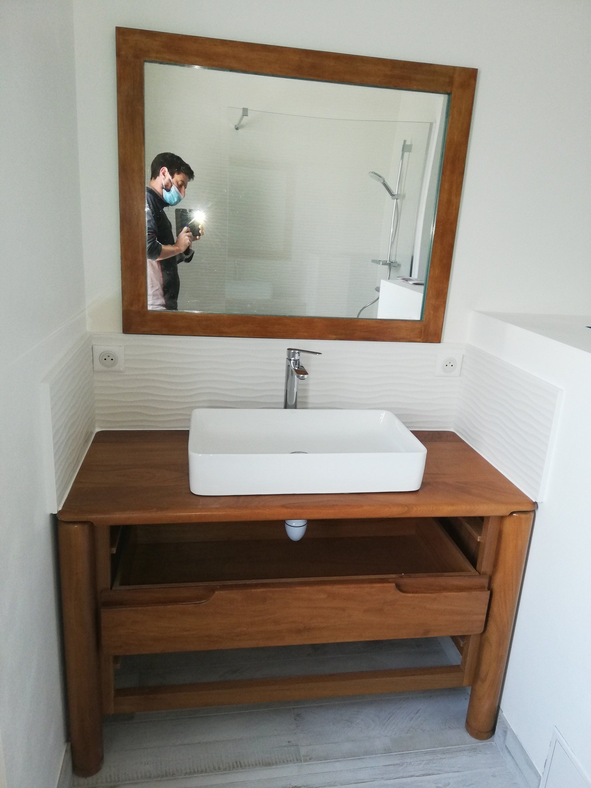 Salle de douche italienne avec modification meuble client