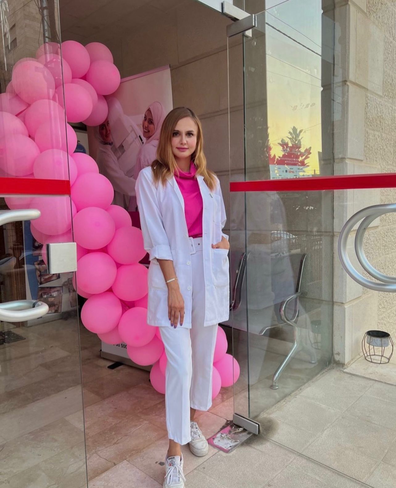 الدكتورة تسنيم ضاني لطب وجراحة الأسنان 