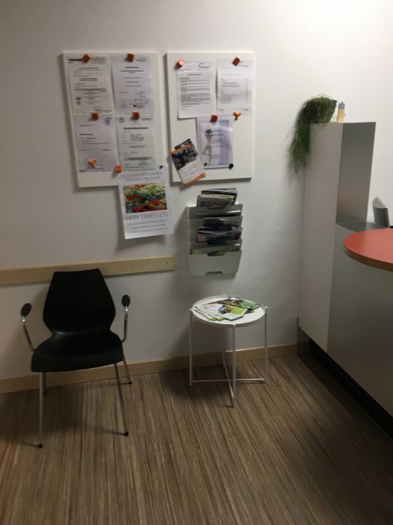 Physiotherapie Kroes Sporthalle Wartezimmer