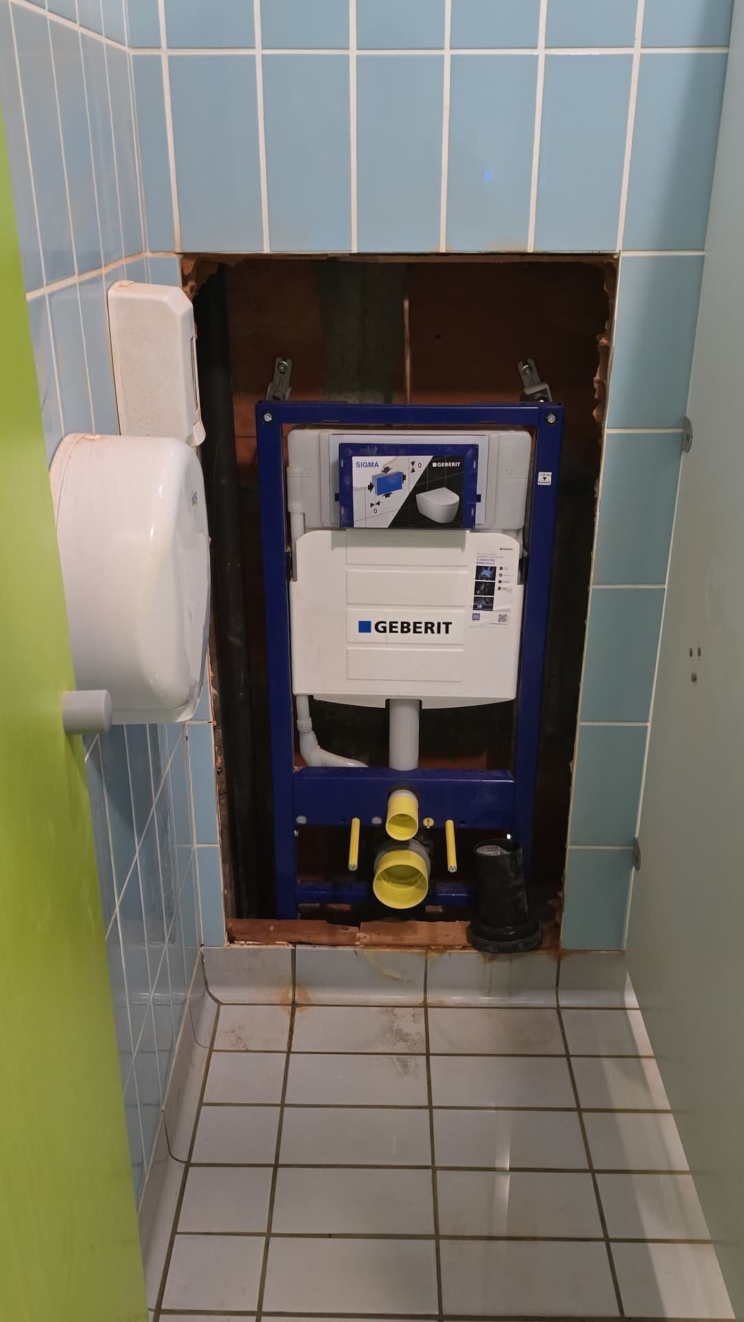 Une salle de bains en cours de rénovation