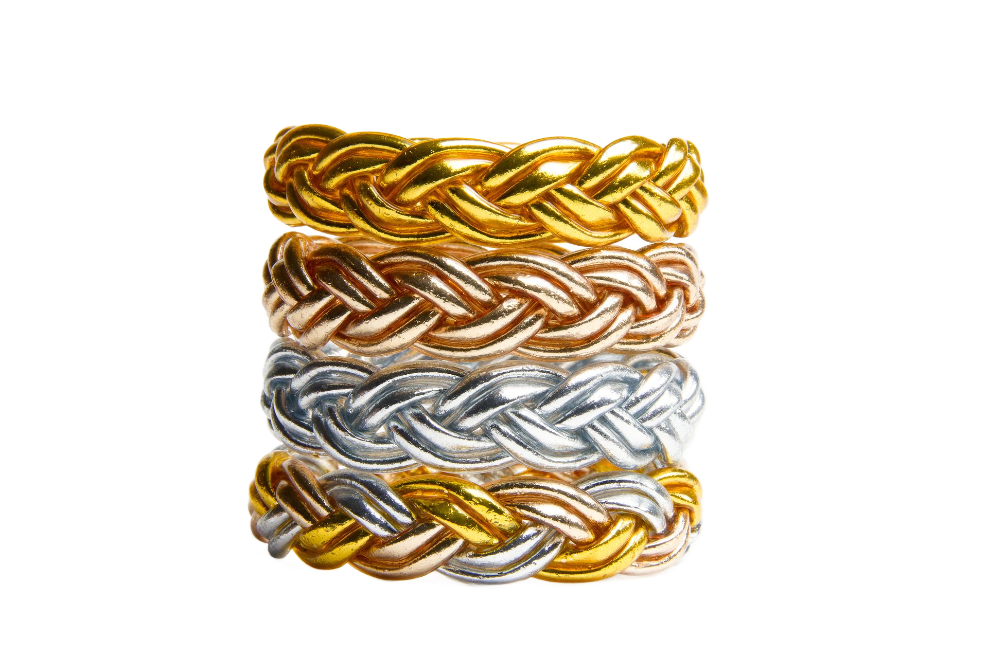 Quatre anneaux tressés superposés ; or, or rose, argent et mélange or/or rose.