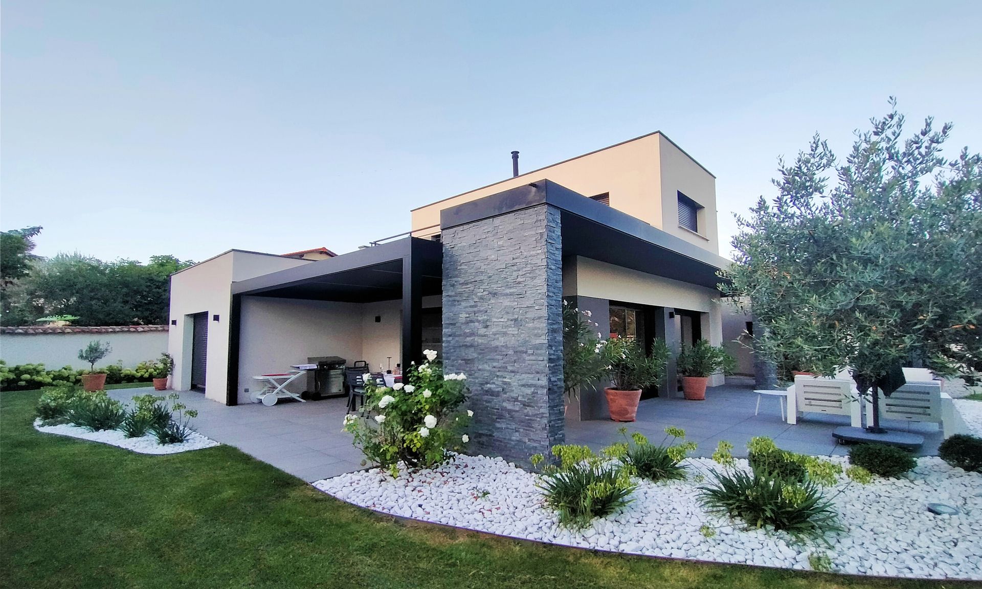 Villa Domi vue de côté