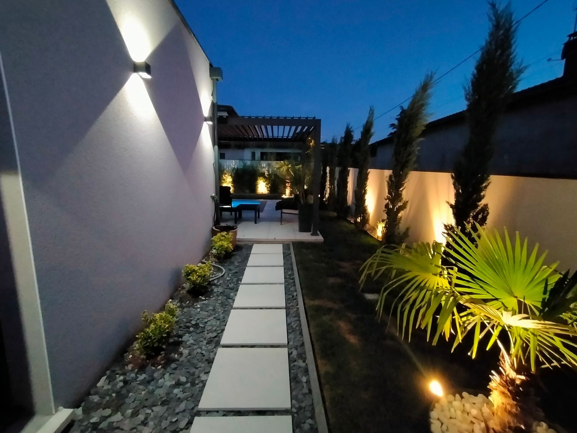 Villa Erva chemin extérieur