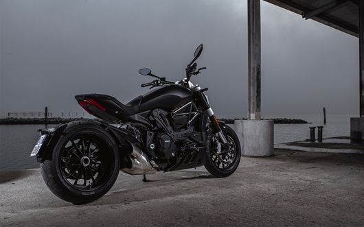 Ducati Cruiser - Red Zone Motos