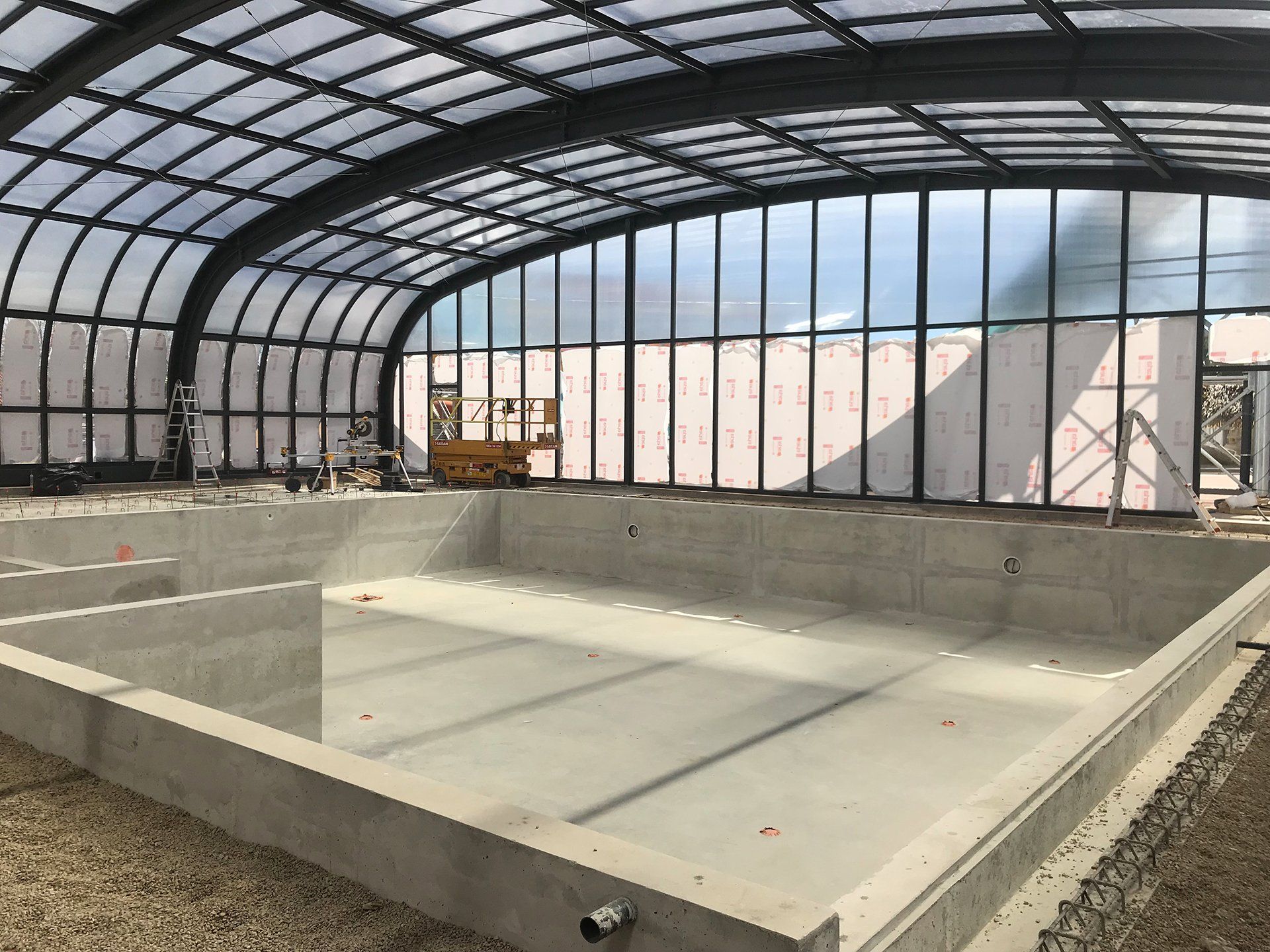Piscine béton autre angle