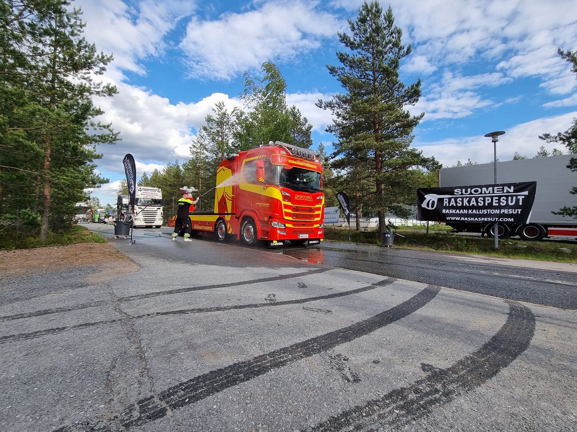 Suomen Raskaspesut Oy