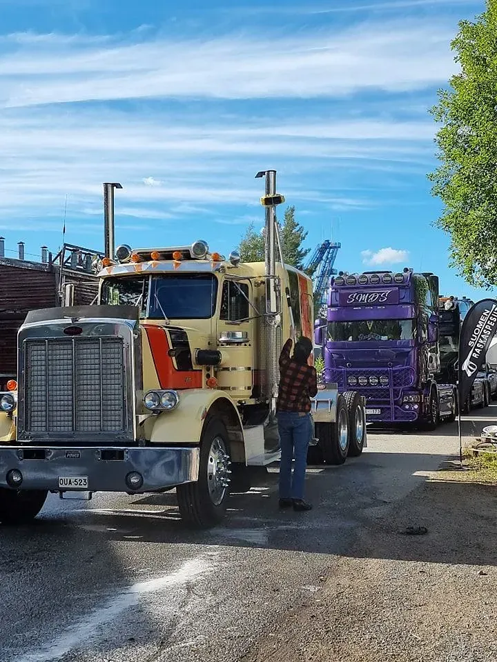 Suomen Raskaspesut Oy