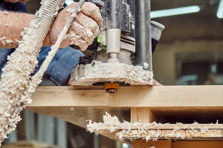 Polissage de la plaque de Corian