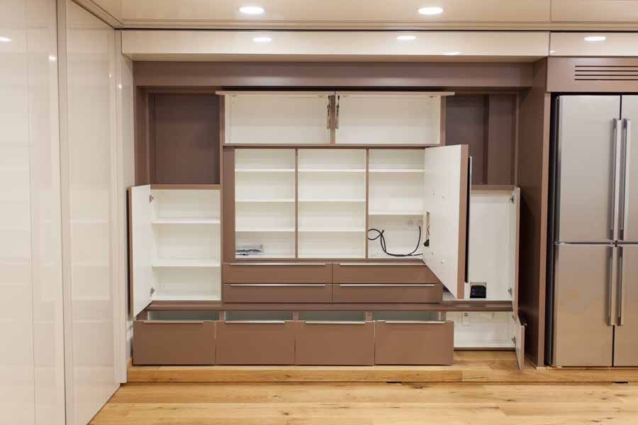 Meubles de projection multi-fonction et multi-rangement