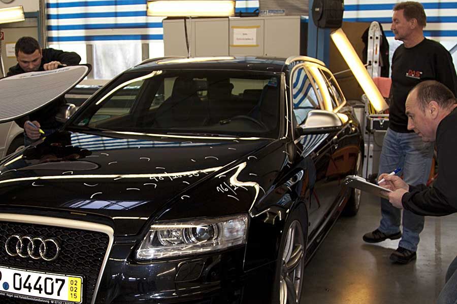 Dellen Ausbeulservice GmbH – Audi in der Reparaturwerkstatt
