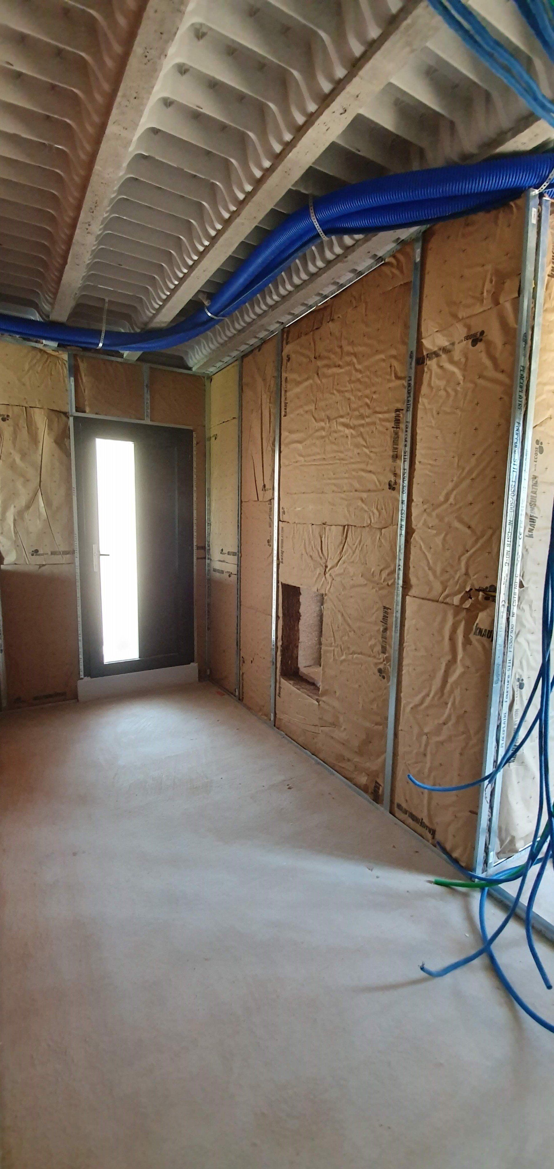 Ossature doublage + pose isolation