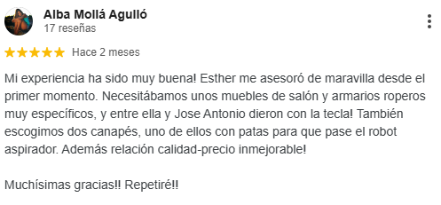 Una captura de pantalla de una reseña en un sitio web en español.