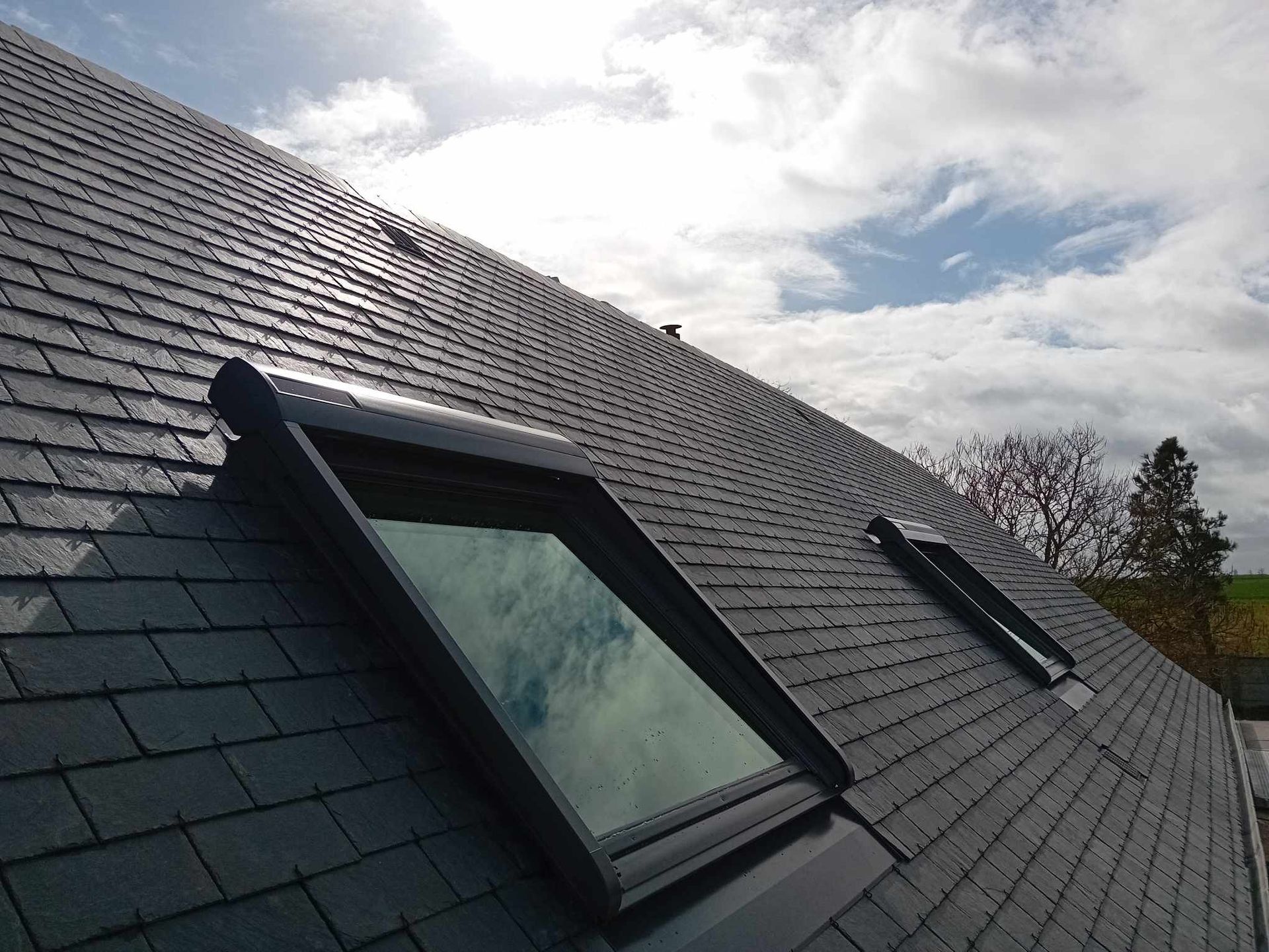 Deux fenêtres de toit