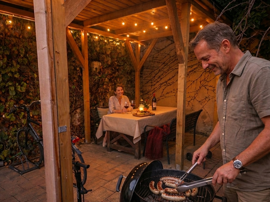 Abendstimmung am Weinschlafwagen in Bautzen