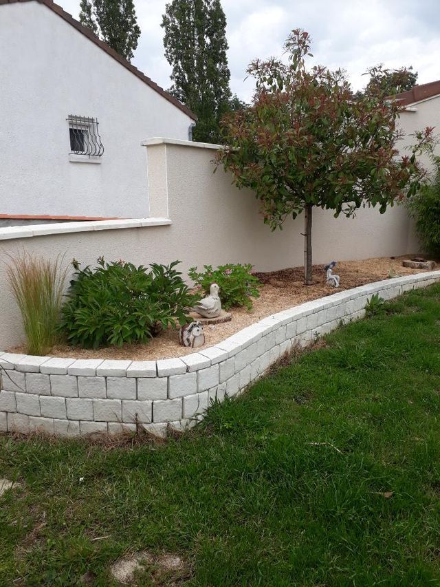 Muret en pavés rustiques