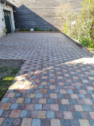Chemin d'accès en pavés