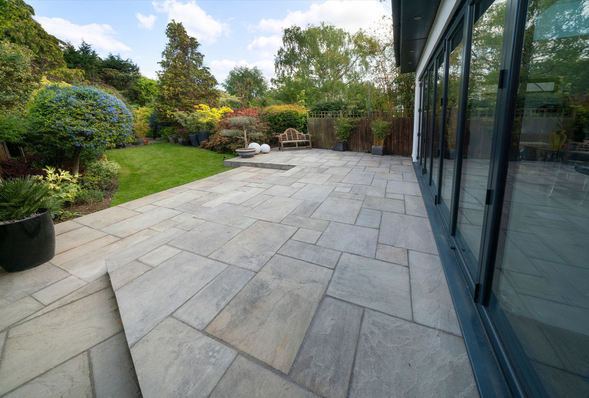 Terrasse en dalles de béton