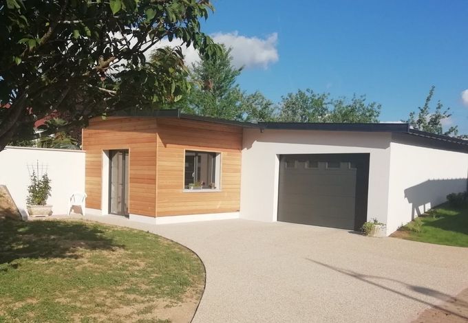 Travaux de construction de maison sur deux étages