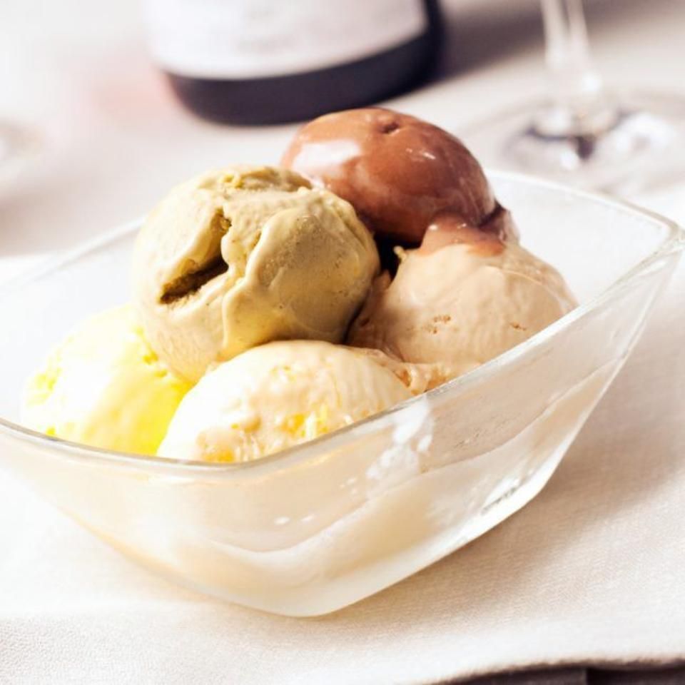 Gelato fatto in casa, pistacchio, nocciola, crema e doppio cioccolato-Osteria Gallo d'Oro