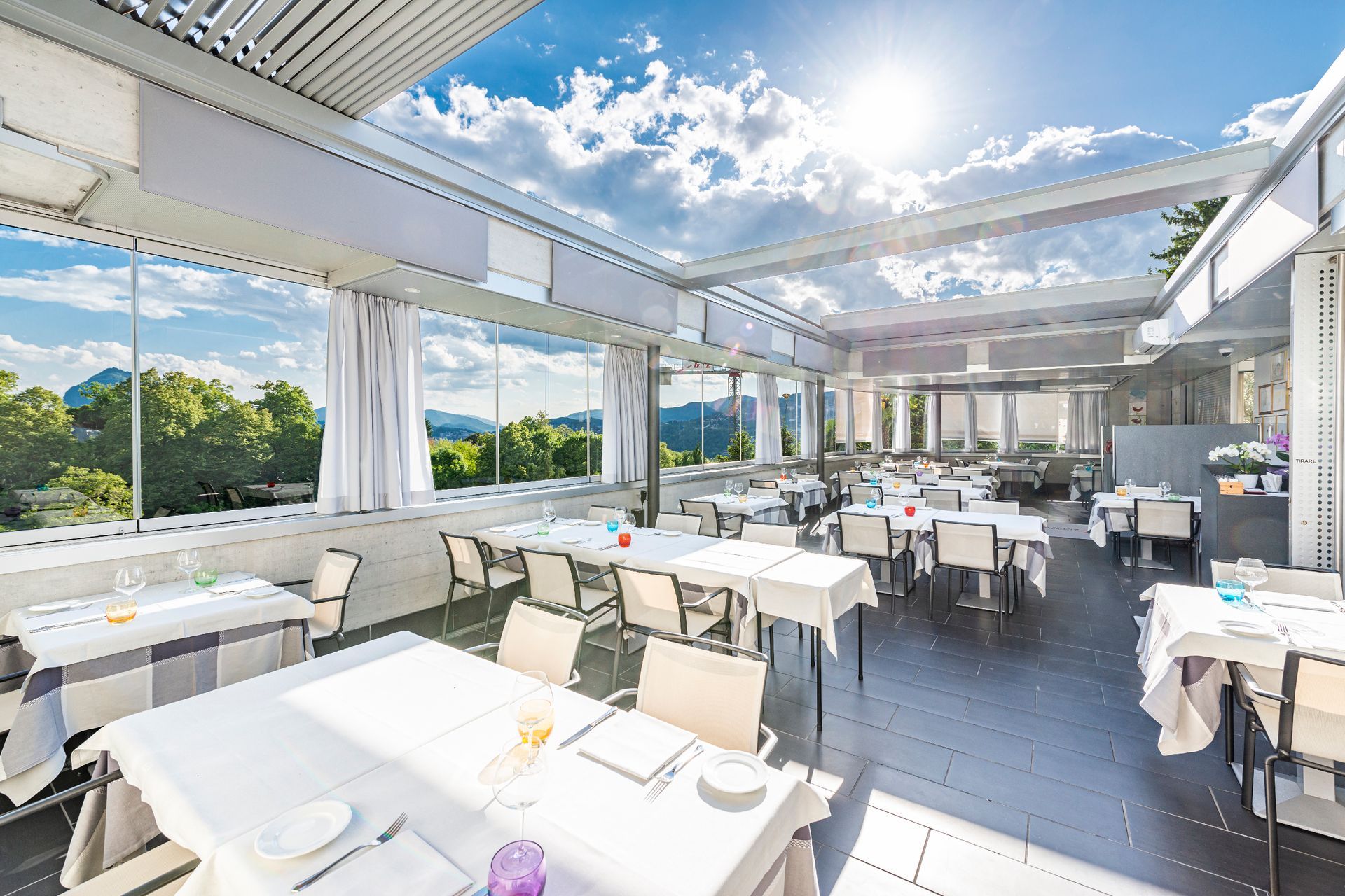 Specialità della cucina italiana con verdure-Osteria Gallo d'Oro