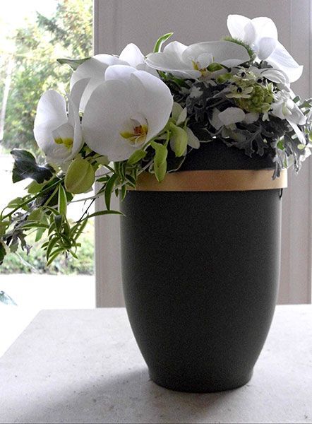 Bestattungshaus Manola M. | Dienstleistungen