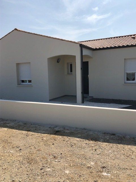 Extérieur maison vue d'ensemble