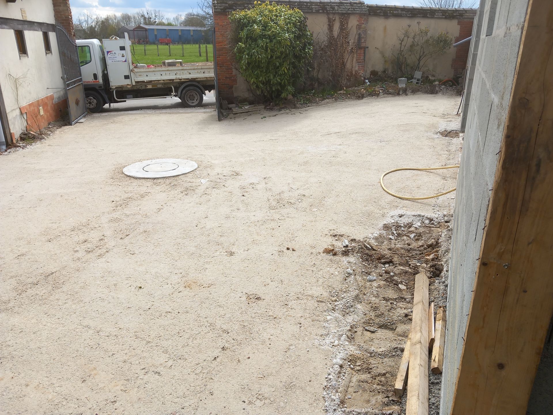 Cour avec assainissement