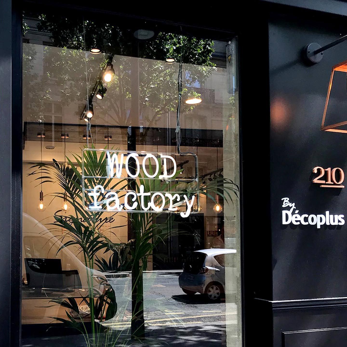 Enseigne boutique cœur de ville