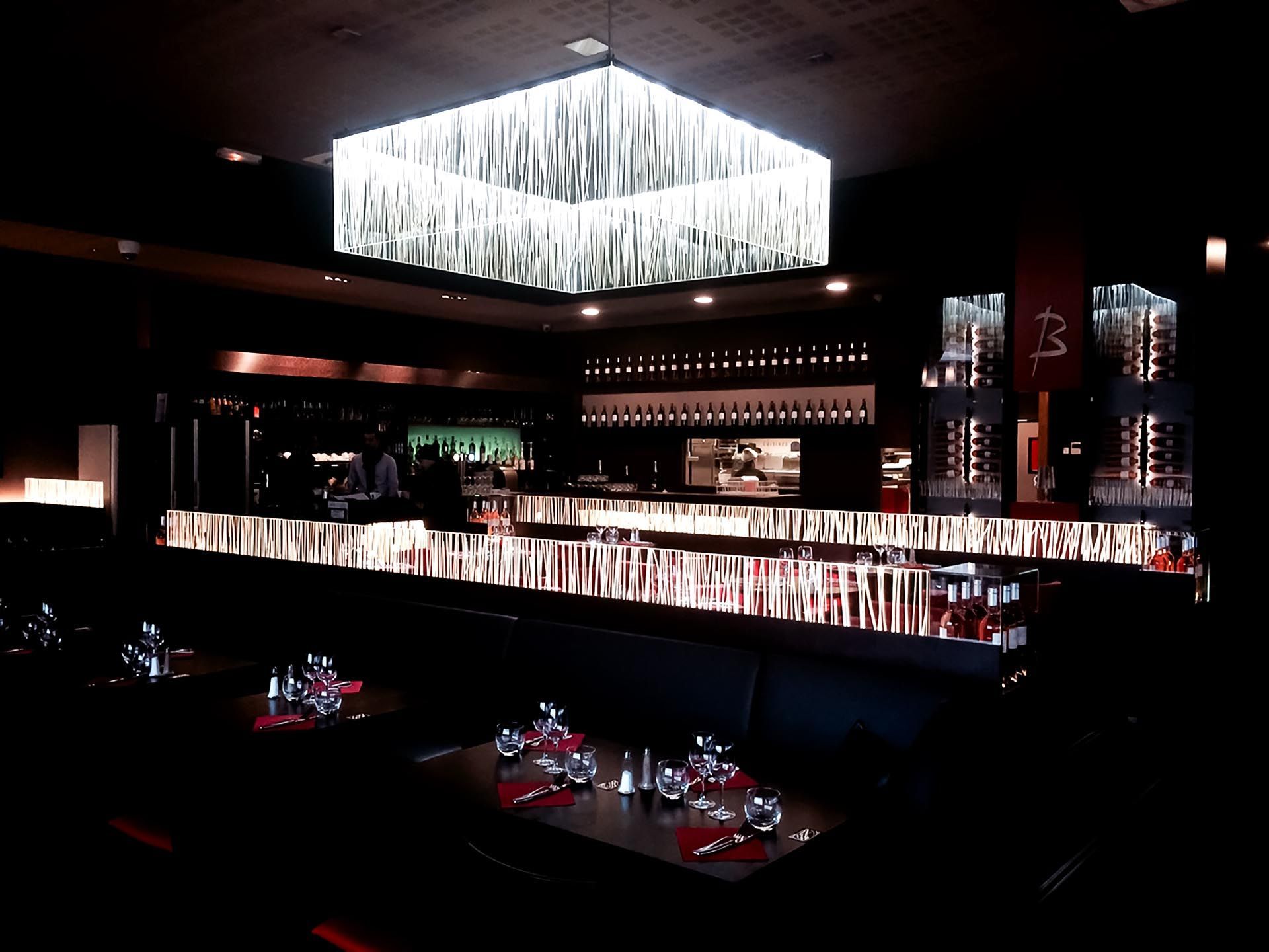 Lustre plexiglas réalisation sur mesure