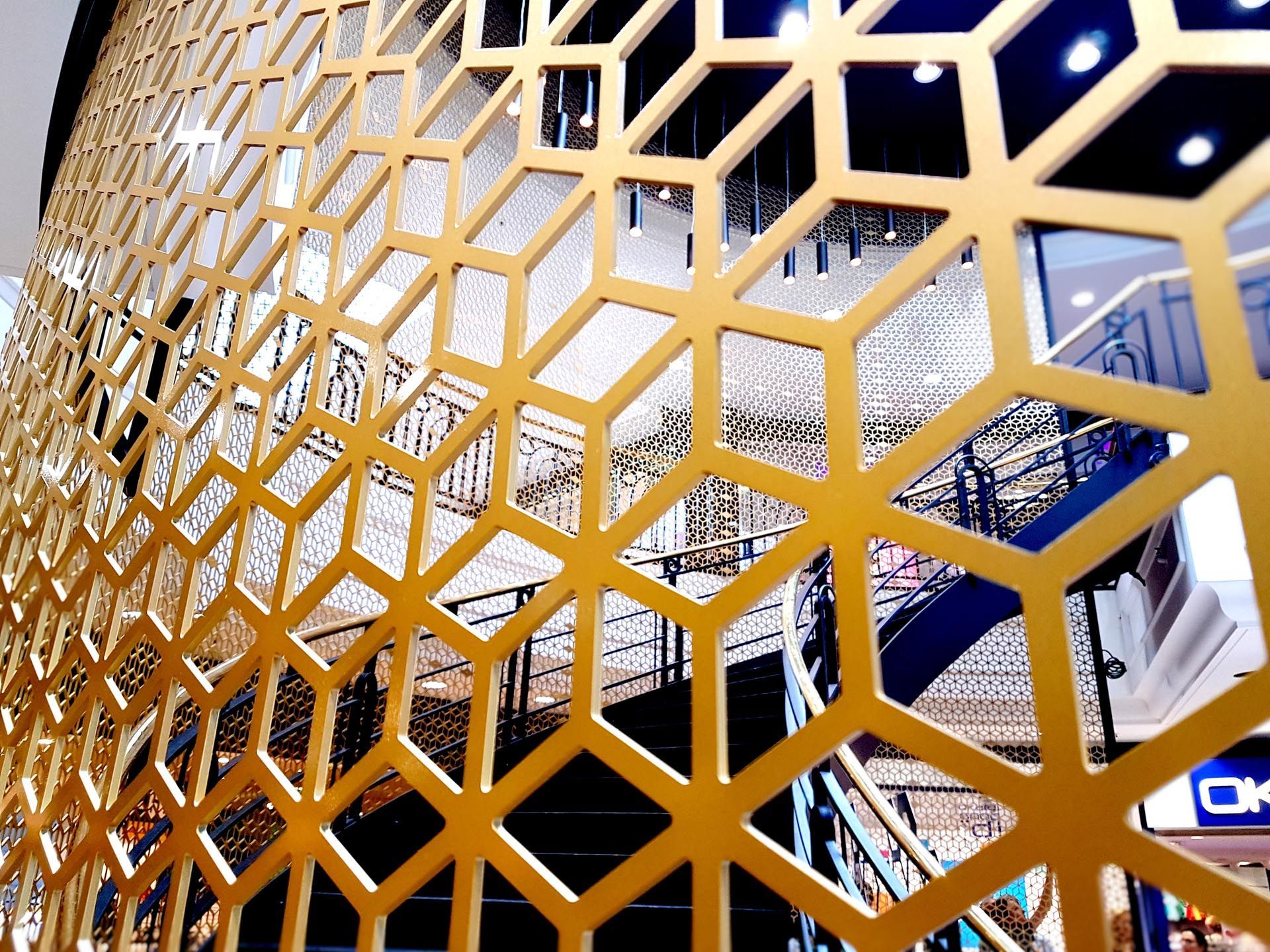 Cloison courbe Passy Plaza détail structure