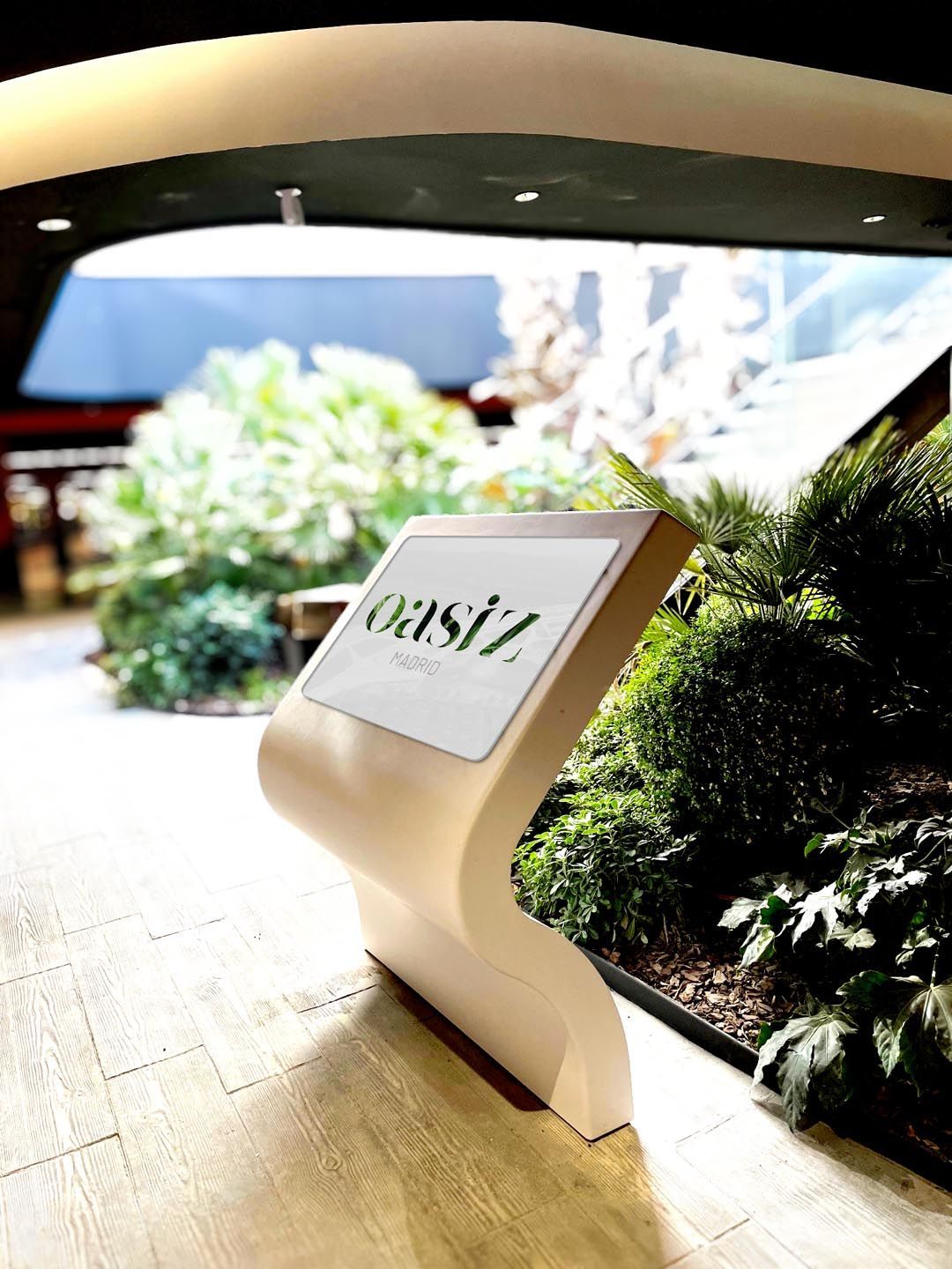 Directory desk coques polyester assemblées collage Oasiz