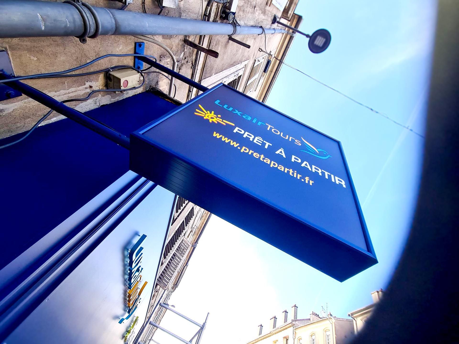 Drapeau lumineux Prêt à Partir