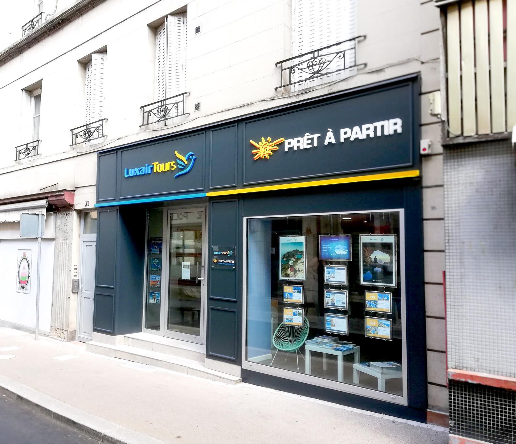 Enseigne habillage façade Prêt à Partir