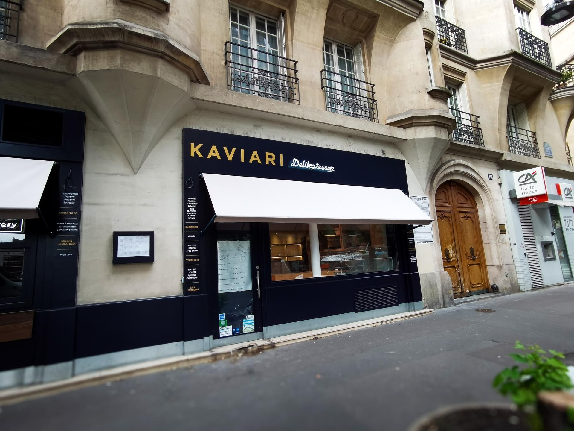 Enseigne lettrage néon Kaviari