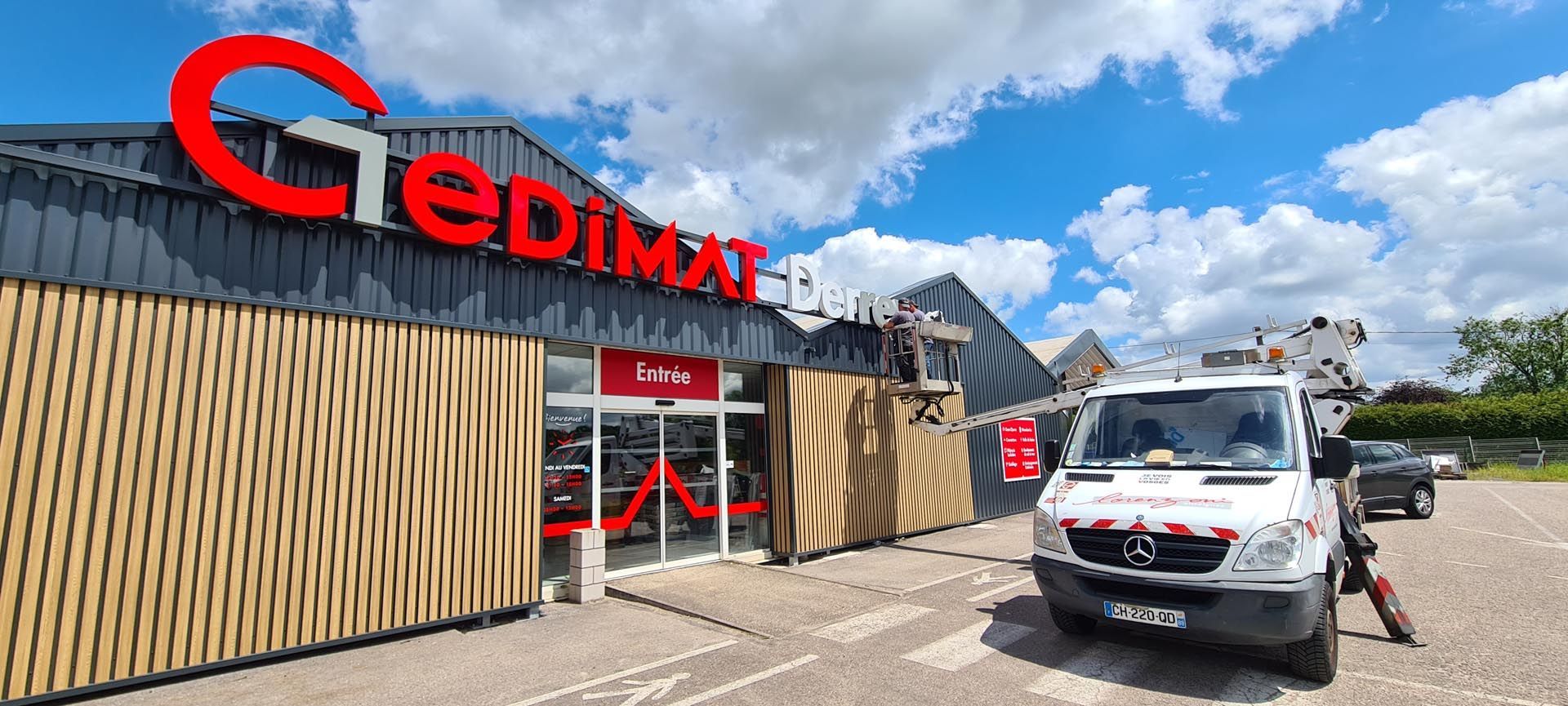 Enseigne lettres boîtier Gedimat