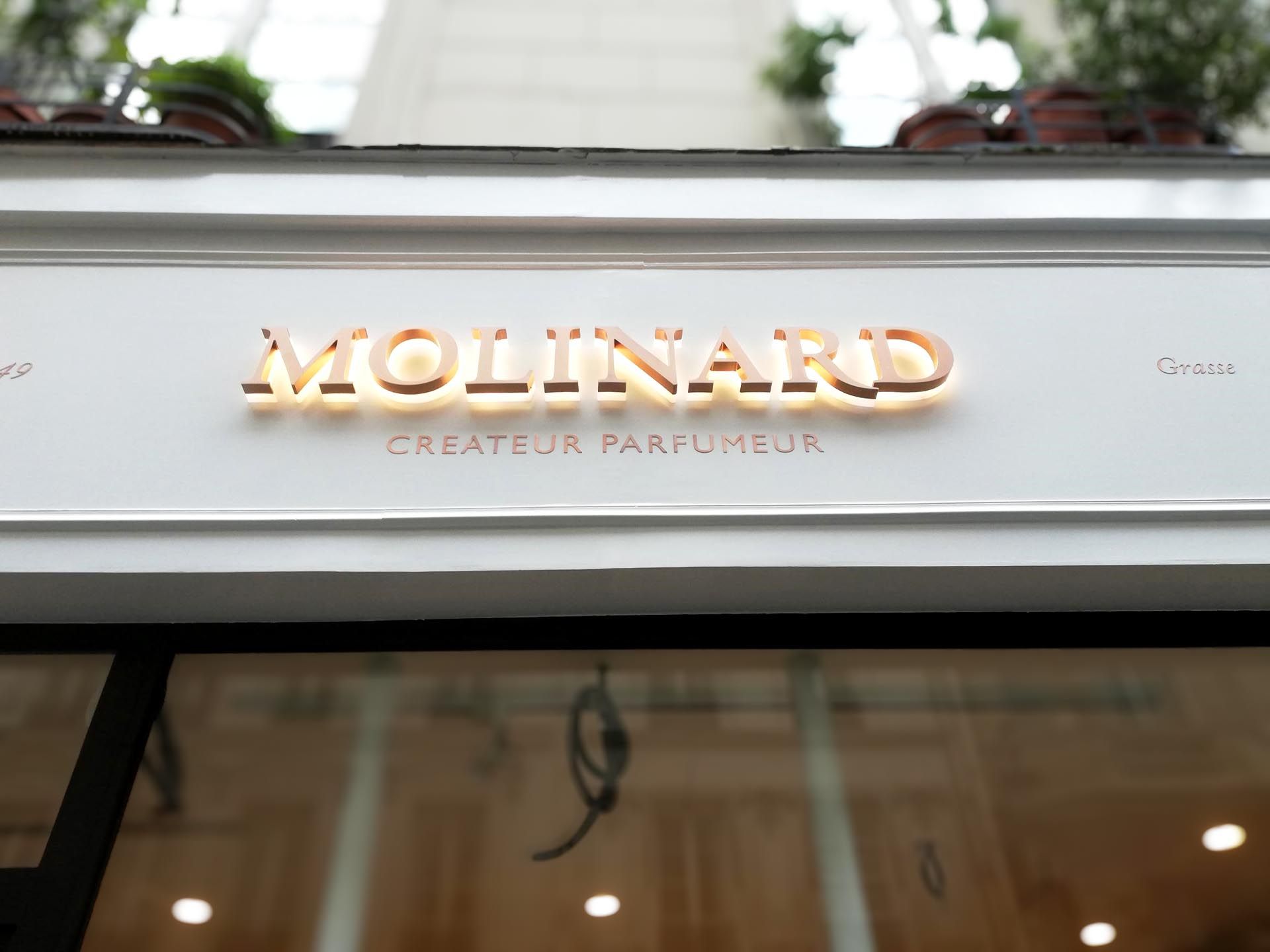 Enseigne lumineuse Molinard