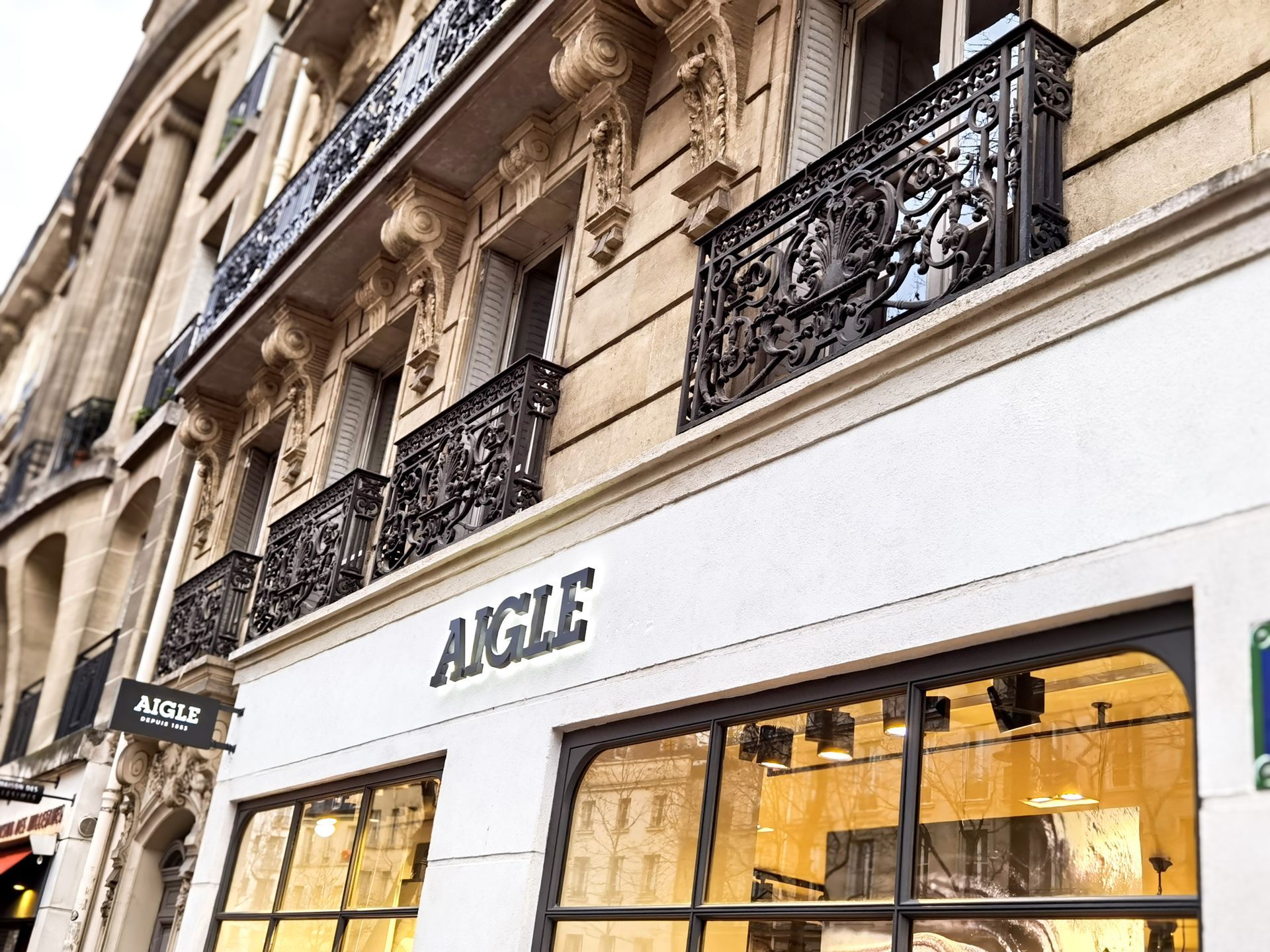 Enseigne lumineuse rétroéclairage Aigle