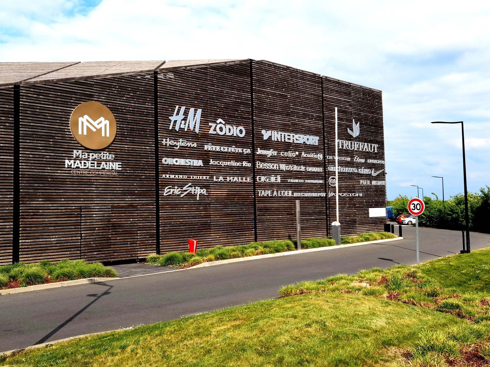 Enseignes galets Petite Madeleine