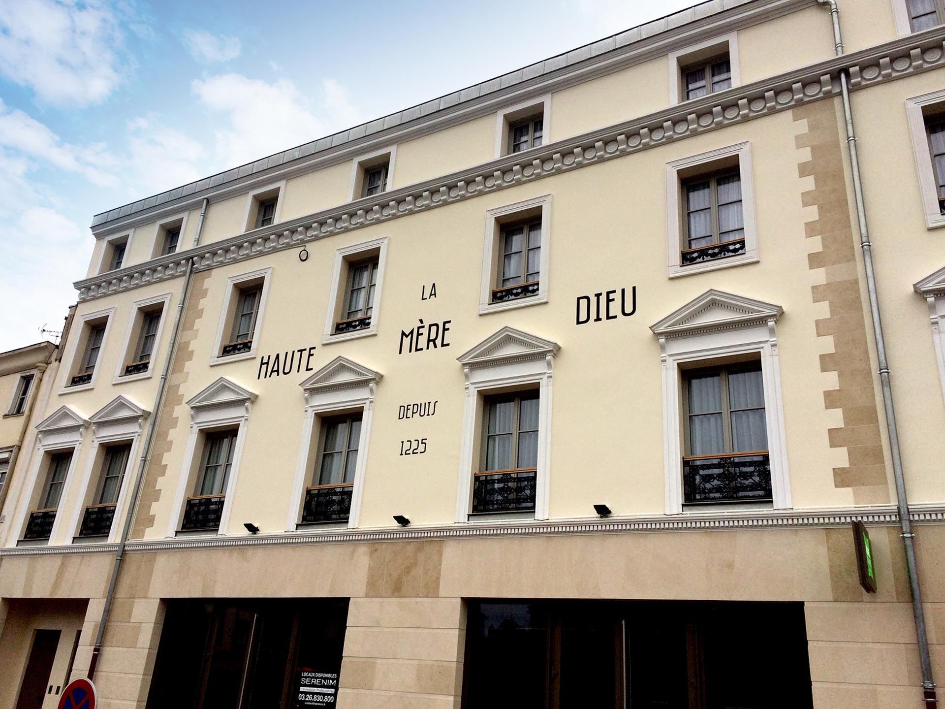 Ibis Style lettrage peinture