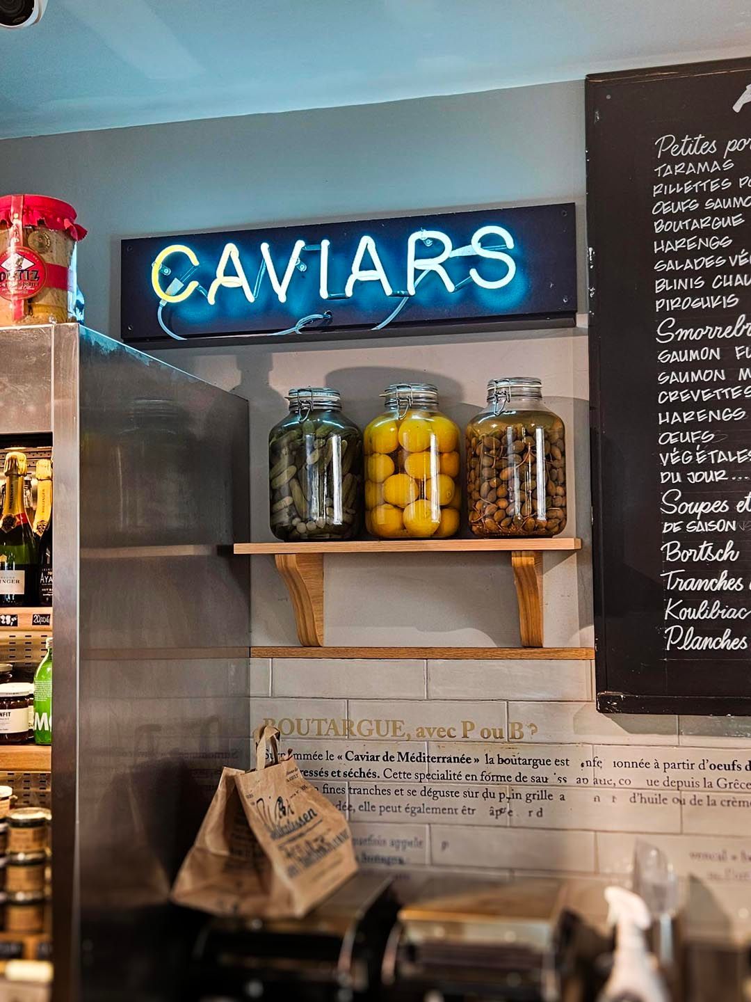 Kaviari enseigne néon sur mesure