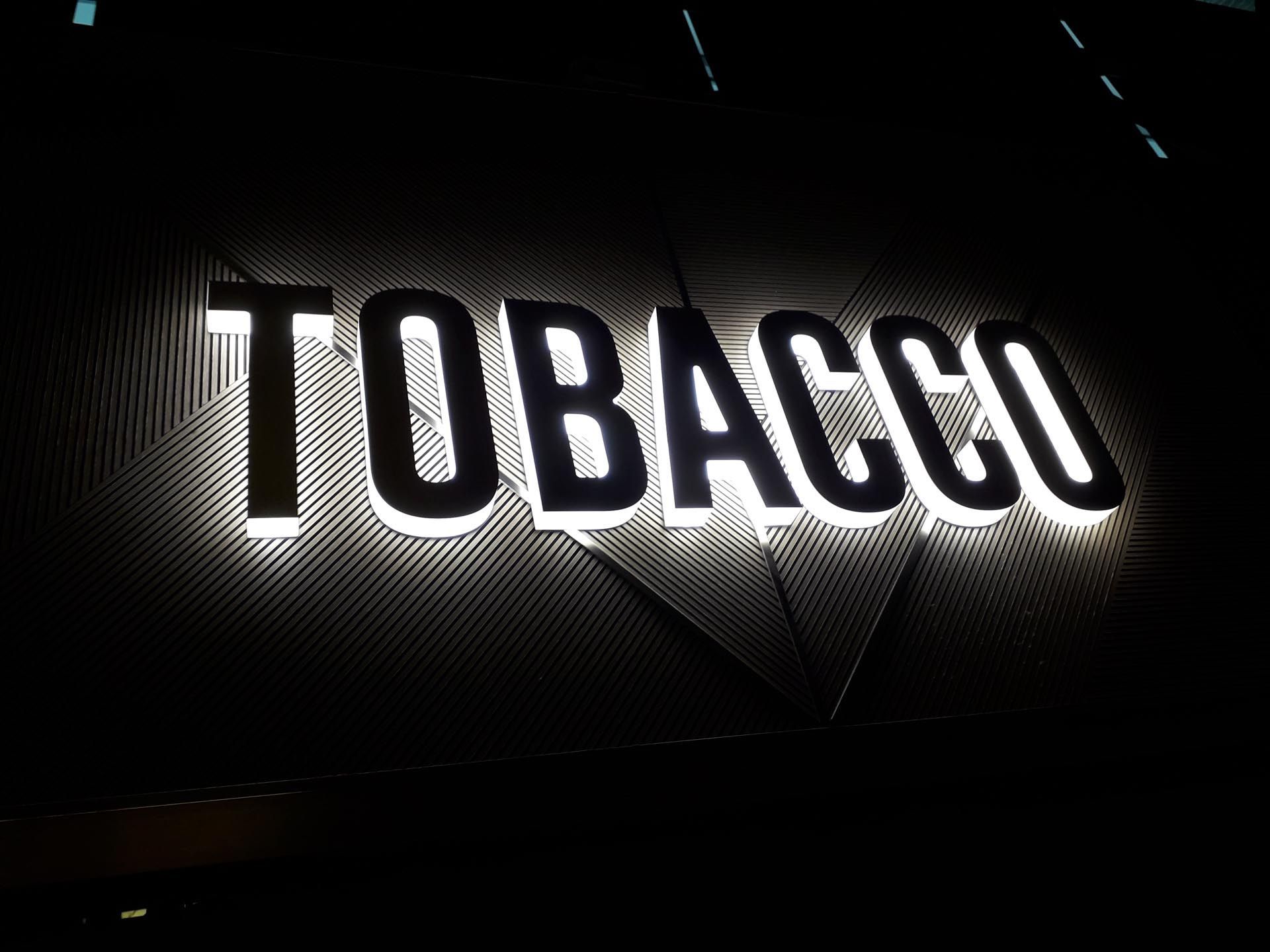 Lettrage rétroéclairé personnalisé