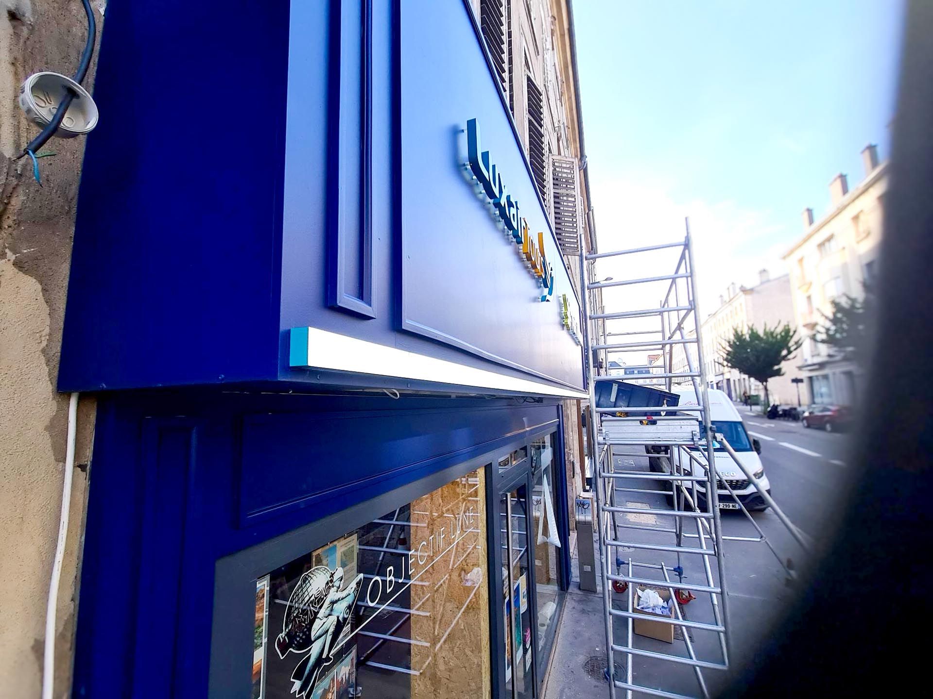 Lettrage relief lumineux Prêt à Partir