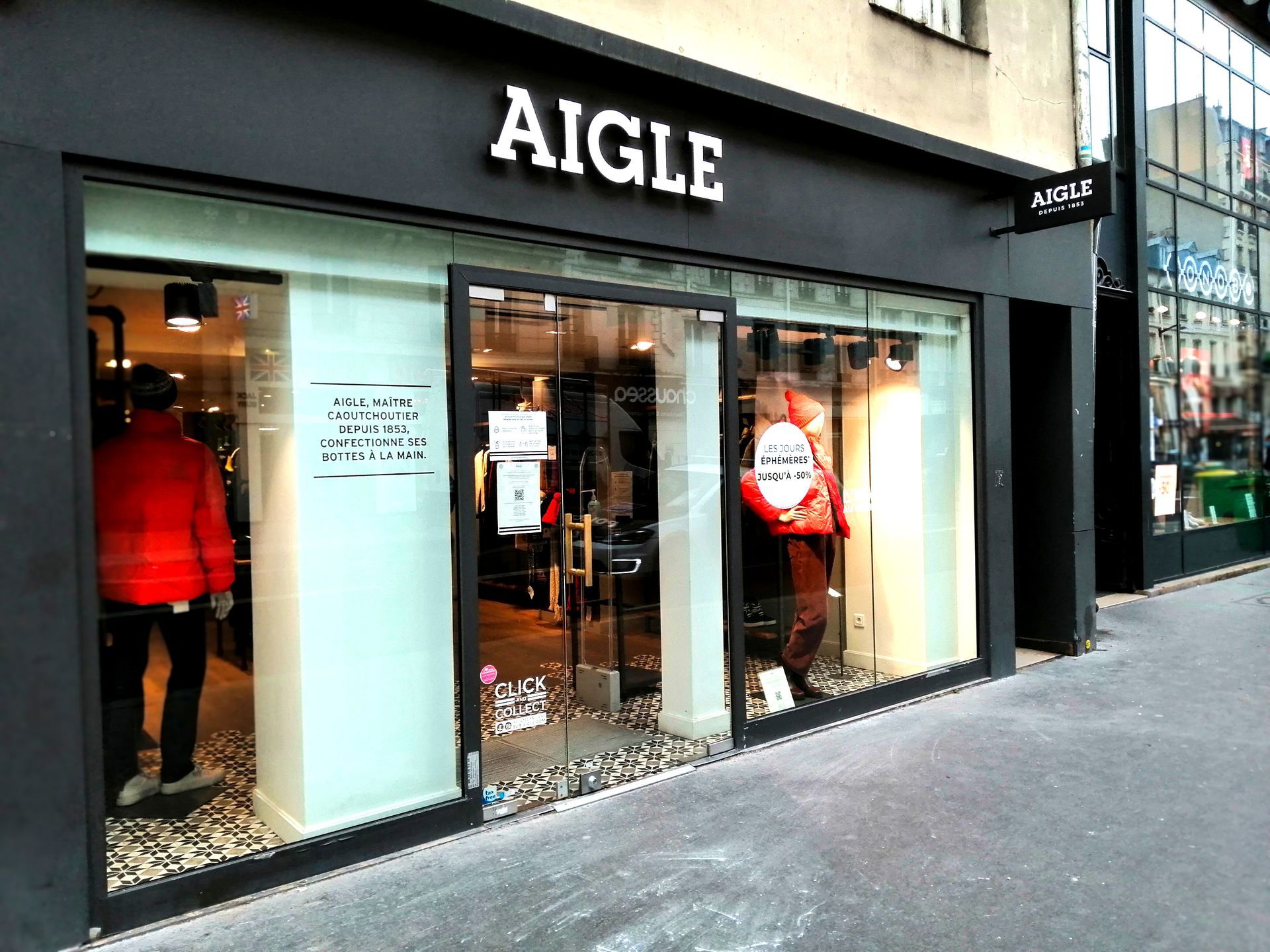 Lettres relief boutique ville Aigle