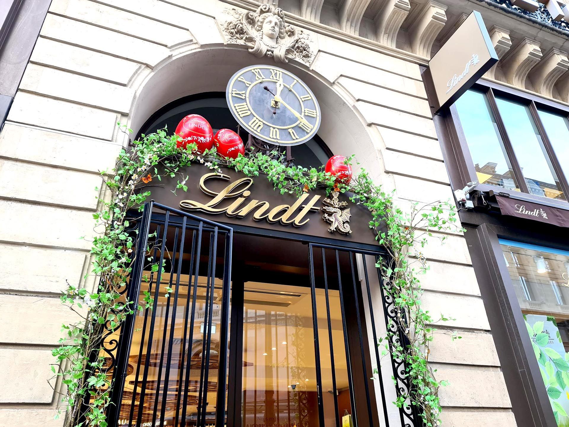 Lettre relief film or lumineux