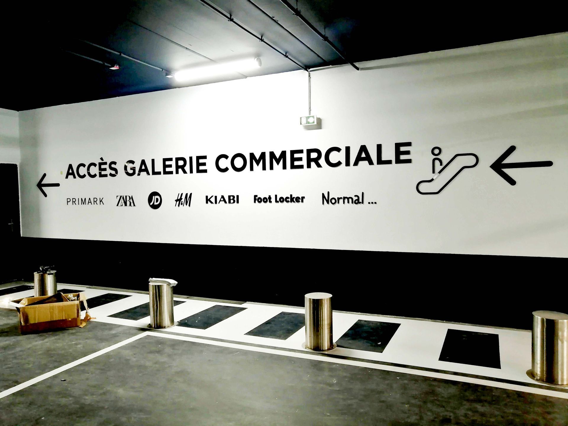 Lettres découpées dibond noir