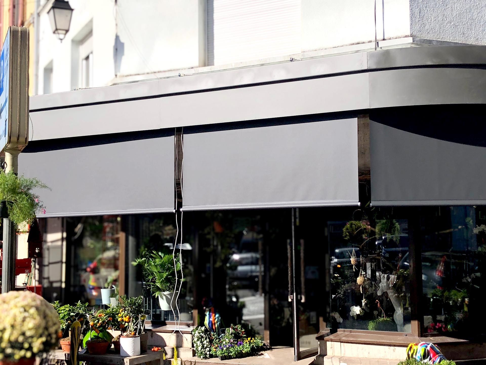 Store tombant vertical fleuriste