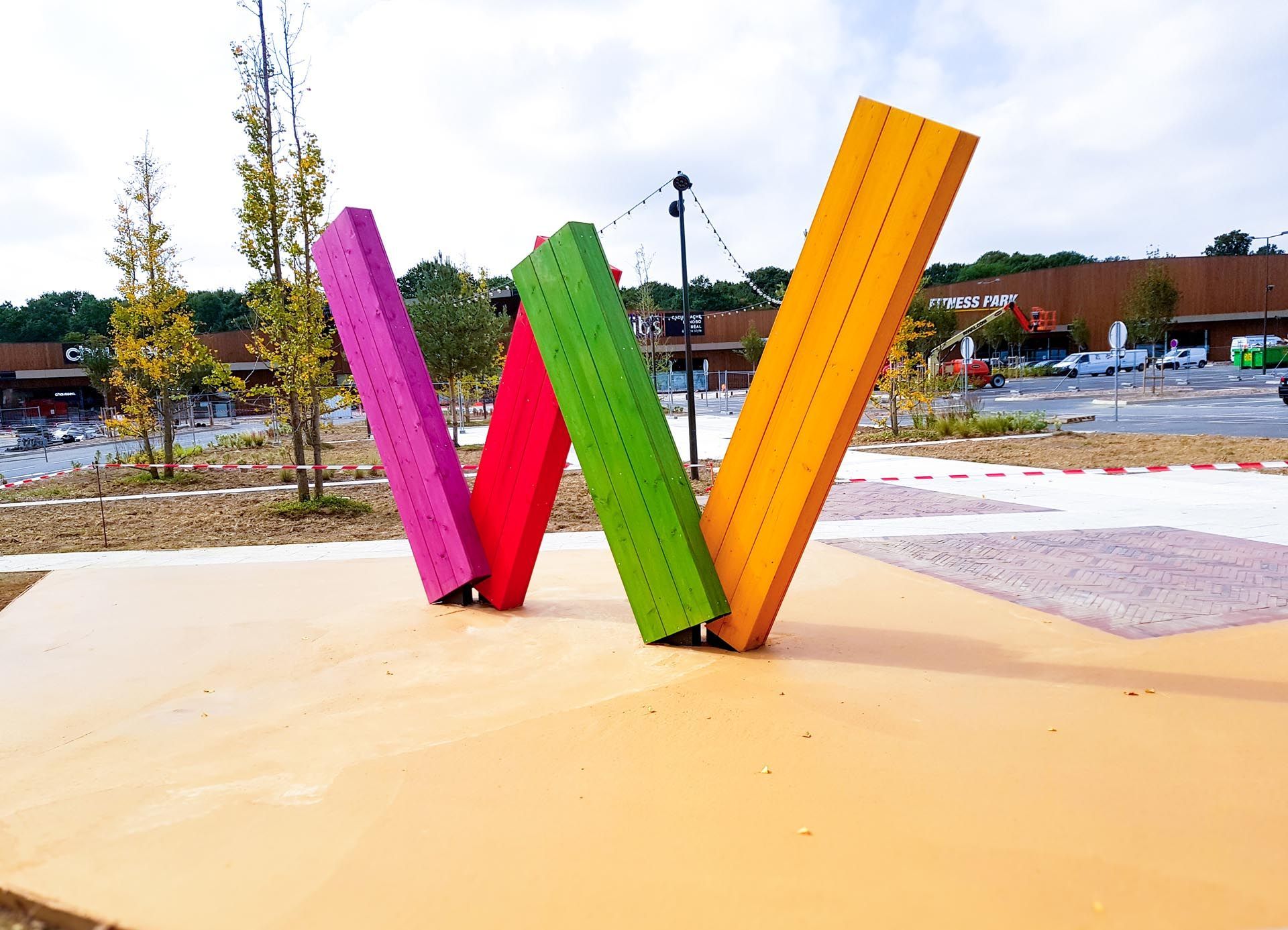 Structure bois centre commercial