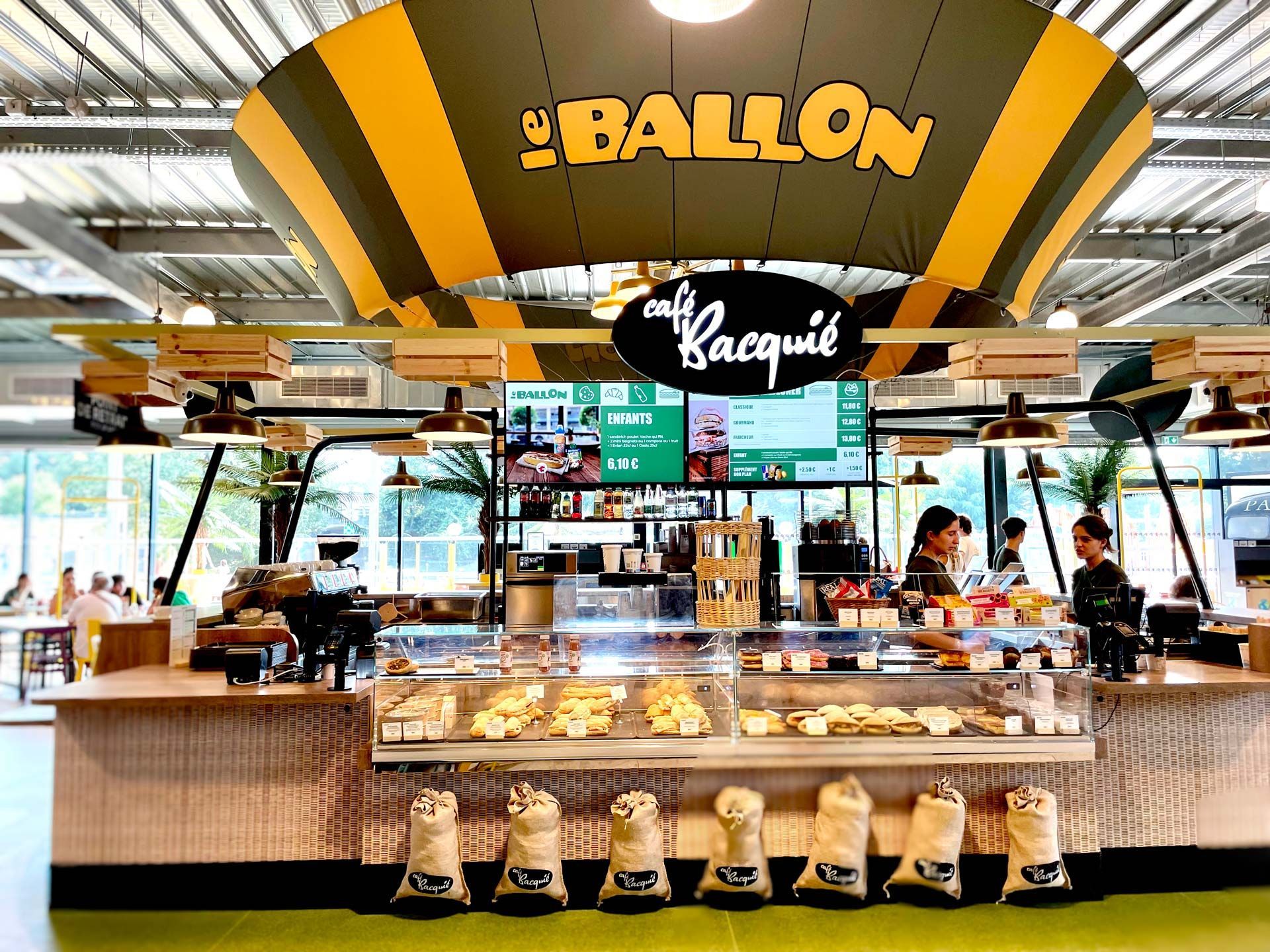 Structure montgolfière Aire de Frontenais