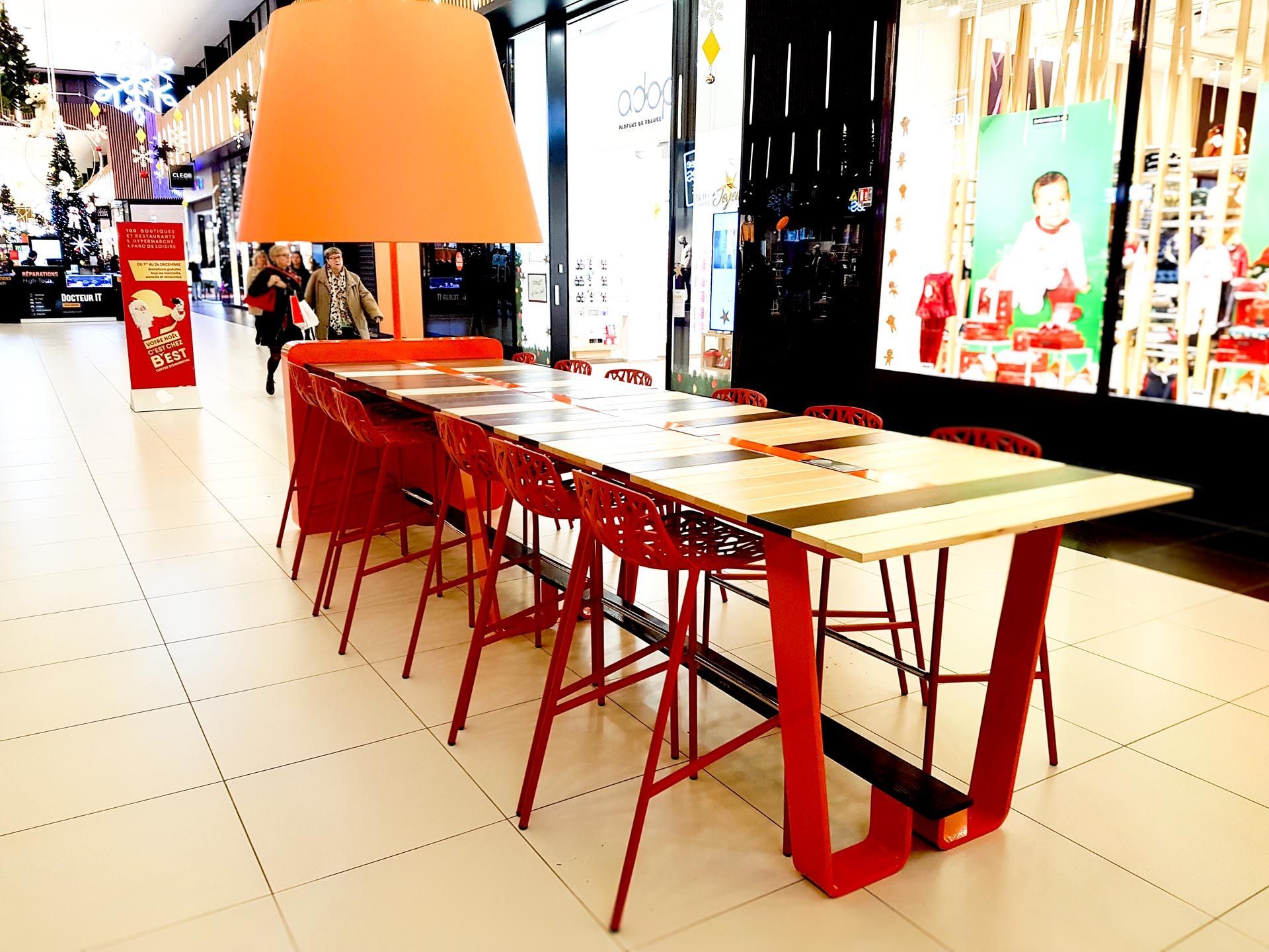 Table centre commercial B'est architecture intérieure